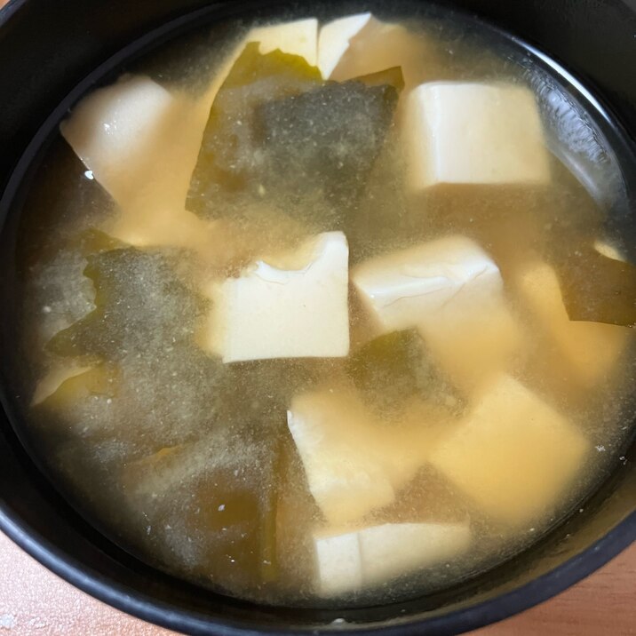 ダブル出汁で作った豆腐の味噌汁